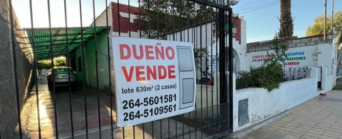 Terrenos en San Juan con cordillera al fondo