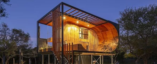 Casa moderna en el Delta del Paraná con pista de skate en la fachada