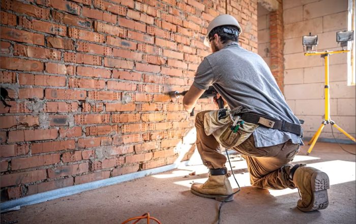 Trabajadores de la construcción en obra 2026