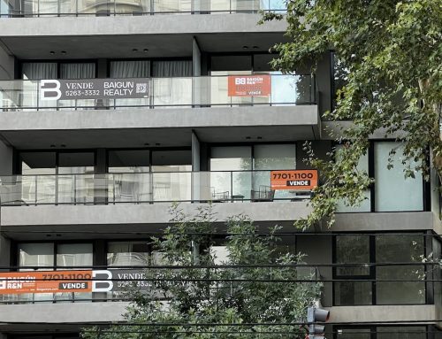 Créditos hipotecarios: el dilema de los bancos para prestar a 20 o 30 años con los depósitos que captan a 30 días