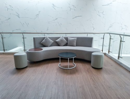 Muebles curvos: la tendencia en decoración que gana espacio en los hogares